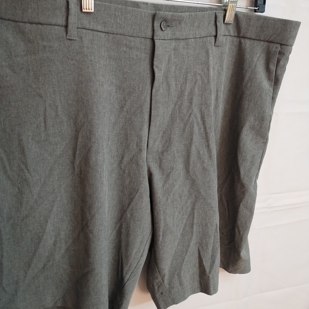 Callaway Mens Golf Shorts Size 42 Gray Dri-fit